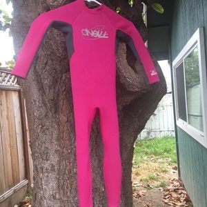 Kids O’Neill 2mm wetsuit size 4.
